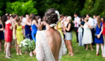 Ways to Include Your Entire Family in Your Wedding 